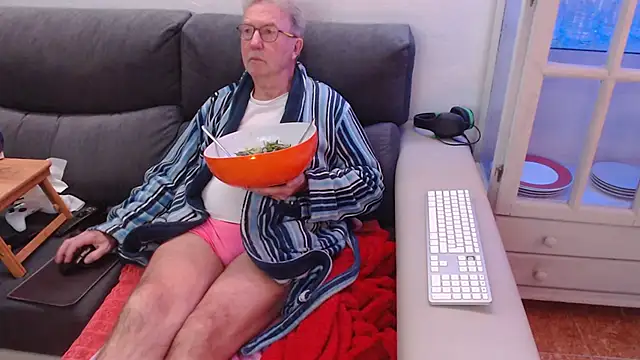 Nudelschwanz online show from 8, 2, 2025