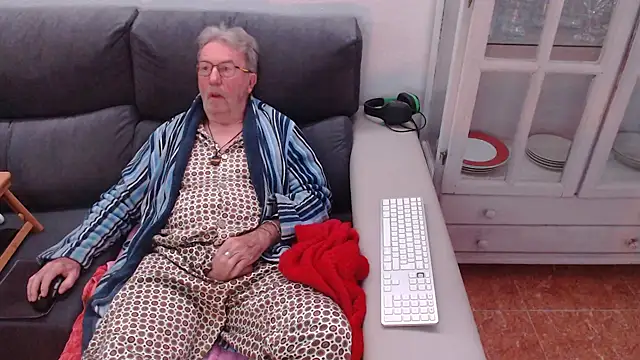 Nudelschwanz online show from 16, 2, 2025