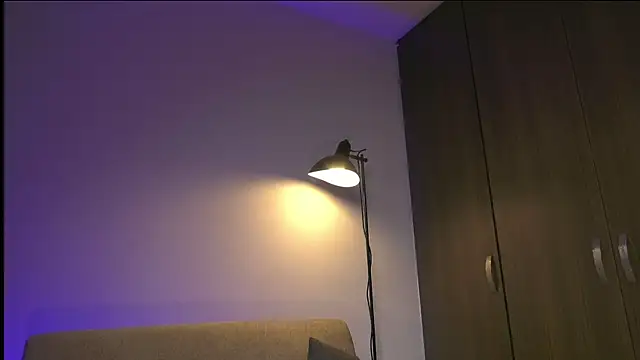 Amber  Davis online show from 11, 3, 2025