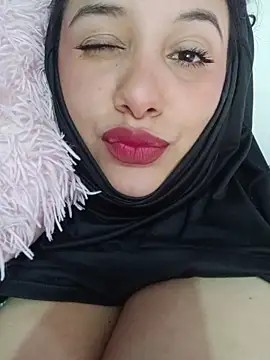 Snapshot of Deina_bunny chatting on 25, 5, 2026 Deina bunny online show from 25, 5, 2026
