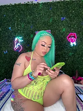 ThickAssRena online show from 27, 2, 2026