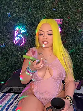 ThickAssRena online show from 16, 3, 2026