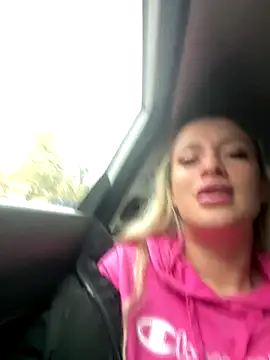 Snapshot of SinwithAmy chatting on 29, 11, 2025 SinwithAmy online show from 29, 11, 2025