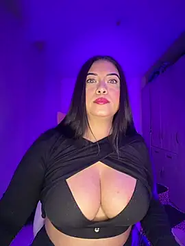 Snapshot of cami_ortiz__ chatting on 18, 7, 2026 cami ortiz online show from 18, 7, 2026