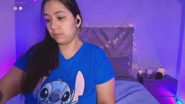 emmajohnss online show from 23, 3, 2025