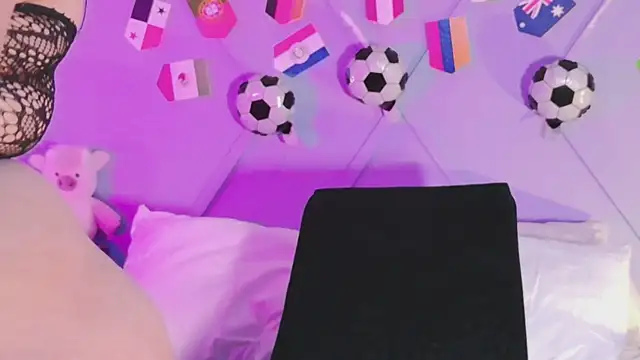 Snapshot of emmajohnss chatting on 11, 7, 2026 emmajohnss online show from 11, 7, 2026