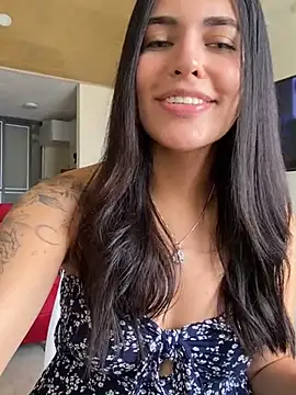 Snapshot of DaphneUwu chatting on 3, 12, 2024 DaphneUwu online show from 3, 12, 2024