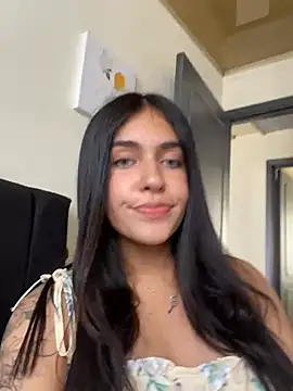 Snapshot of DaphneUwu chatting on 20, 1, 2025 DaphneUwu online show from 20, 1, 2025