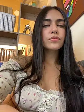 Snapshot of DaphneUwu chatting on 18, 10, 2025 DaphneUwu online show from 18, 10, 2025