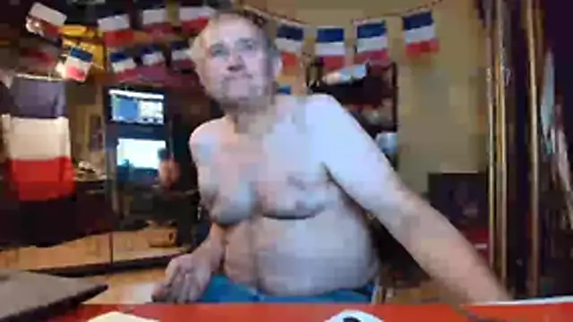 Snapshot of jeanlulu chatting on 12, 7, 2026 jeanlulu online show from 12, 7, 2026