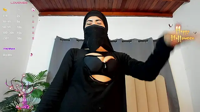 Snapshot of Dounia_nagi chatting on 30, 10, 2025 Dounia nagi online show from 30, 10, 2025