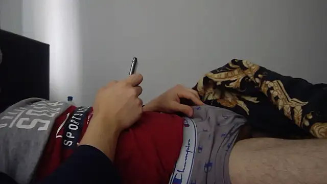 MontanaHamburg online show from 15, 12, 2024