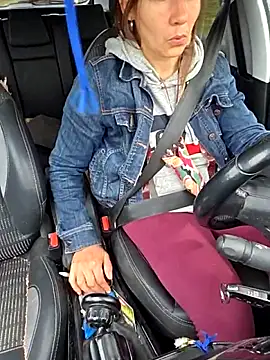 Snapshot of Lina_lou4 chatting on 19, 10, 2025 Lina lou4 online show from 19, 10, 2025