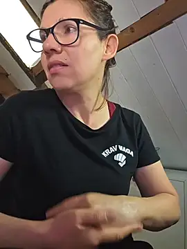 Lina lou4 online show from 9, 3, 2026