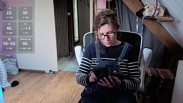 Lina lou4 online show from 25, 3, 2026