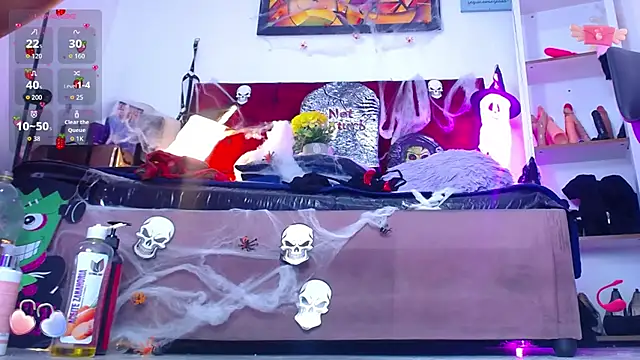 Snapshot of louise_nails chatting on 21, 10, 2025 louise nails online show from 21, 10, 2025