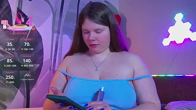 Snapshot of RubyValen chatting on 25, 2, 2026 RubyValen online show from 25, 2, 2026