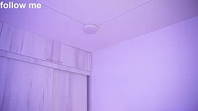 Snapshot of missjuliaa_ chatting on 18, 9, 2025 missjuliaa online show from 18, 9, 2025