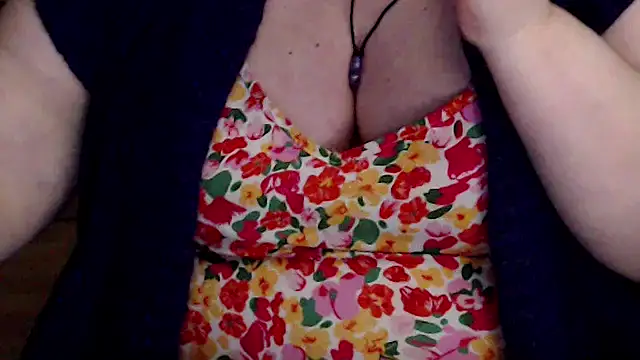Snapshot of mayasmith chatting on 13, 5, 2026 mayasmith online show from 13, 5, 2026