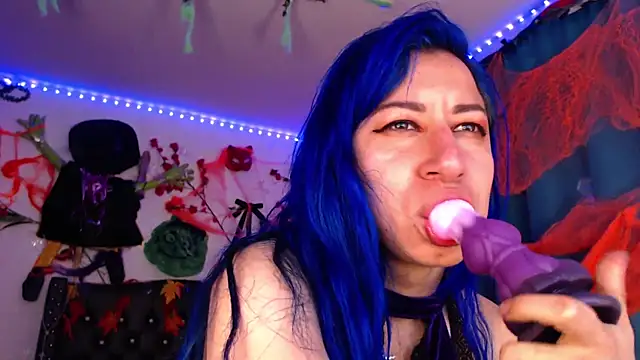 Snapshot of pussytight_pervert chatting on 10, 10, 2025 pussytight pervert online show from 10, 10, 2025