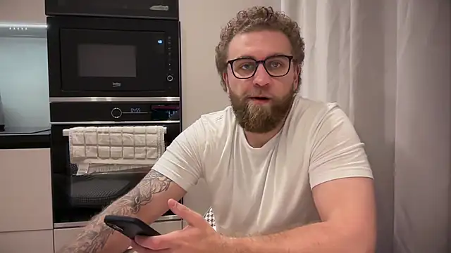 Bear bear  online show from 9, 7, 2026