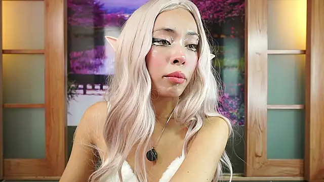 Snapshot of miss__maria chatting on 19, 9, 2025 miss maria online show from 19, 9, 2025