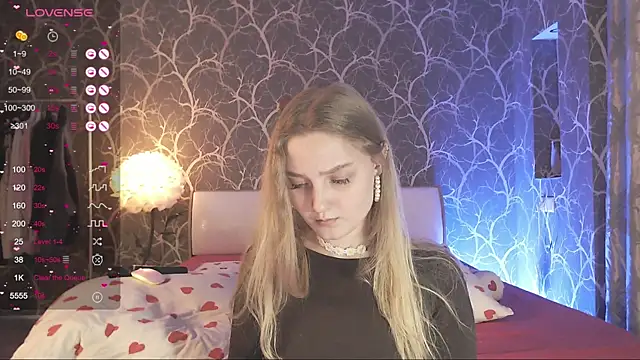 MiaMiaMeow online show from 30, 5, 2026