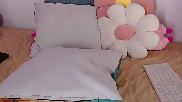 Coffee Dreams online show from 20, 2, 2025