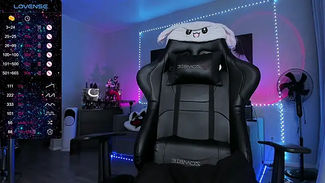 RachelQueen  online show from 11, 10, 2025