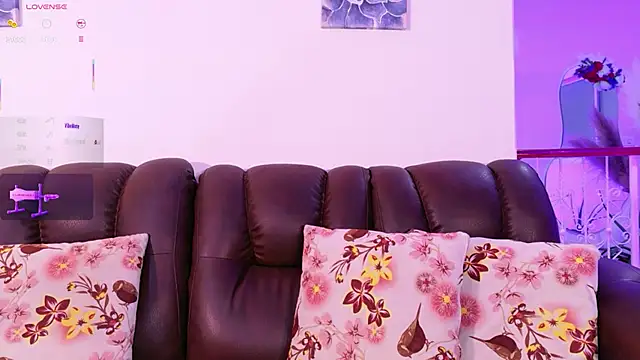 Snapshot of lara_giraldo chatting on 18, 5, 2026 lara giraldo online show from 18, 5, 2026