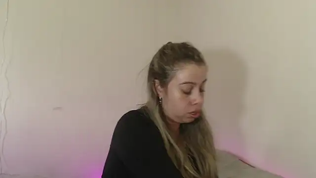 SweetSofty online show from 28, 10, 2025