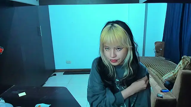 Akane-Mou online show from 17, 2, 2025