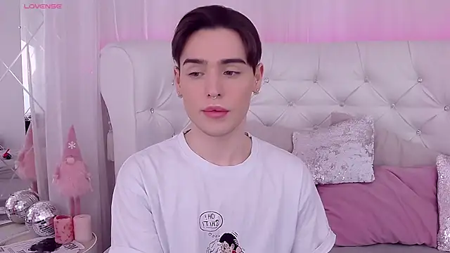 RobbyCharming online show from 11, 1, 2025