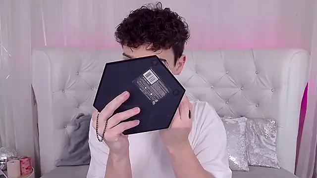 RobbyCharming online show from 3, 10, 2025