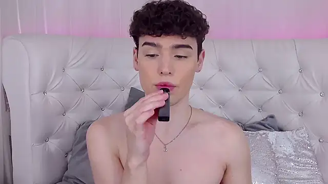 RobbyCharming online show from 18, 10, 2025