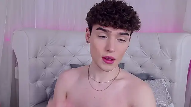 RobbyCharming online show from 4, 12, 2025