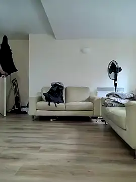 uk-bobbie-uk online show from 27, 12, 2024