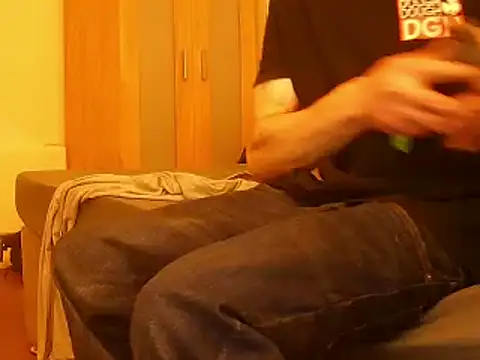 uk-bobbie-uk online show from 30, 12, 2024