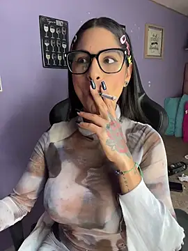Snapshot of charlotte_stevenss_ chatting on 13, 5, 2026 charlotte stevenss online show from 13, 5, 2026