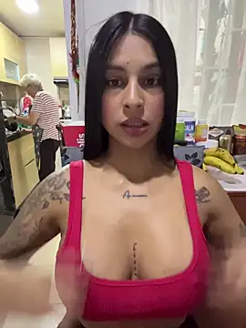 Snapshot of charlotte_stevenss_ chatting on 18, 5, 2026 charlotte stevenss online show from 18, 5, 2026