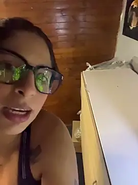 Snapshot of charlotte_stevenss_ chatting on 6, 7, 2026 charlotte stevenss online show from 6, 7, 2026