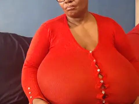 CUTEFIRMMELONSS online show from 2, 2, 2025