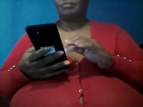 CUTEFIRMMELONSS online show from 25, 2, 2025