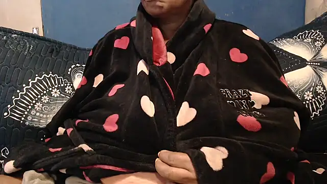 CUTEFIRMMELONSS online show from 19, 9, 2025