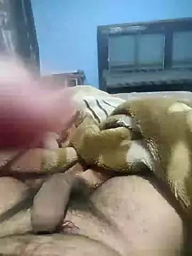 Snapshot of Deshilund9 chatting on 11, 12, 2024 Deshilund9 online show from 11, 12, 2024