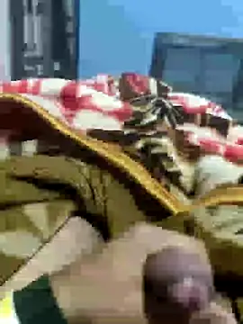 Snapshot of Deshilund9 chatting on 11, 1, 2025 Deshilund9 online show from 11, 1, 2025