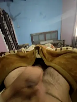 Snapshot of Deshilund9 chatting on 13, 2, 2025 Deshilund9 online show from 13, 2, 2025