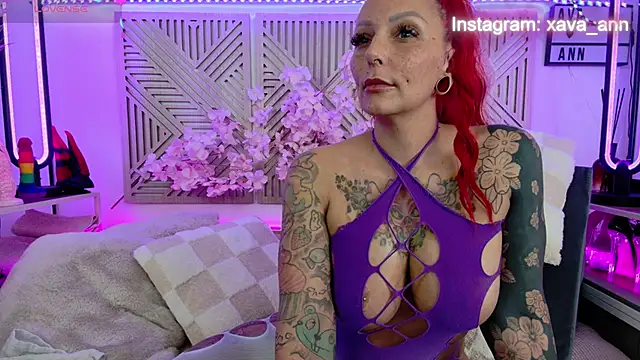 Snapshot of Ava_Ann chatting on 8, 11, 2025 Ava Ann online show from 8, 11, 2025