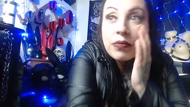 Snapshot of Astartexxx chatting on 9, 2, 2025 Astartexxx online show from 9, 2, 2025