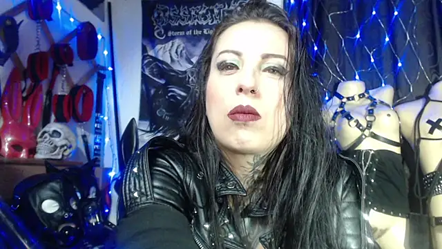 Snapshot of Astartexxx chatting on 5, 3, 2025 Astartexxx online show from 5, 3, 2025